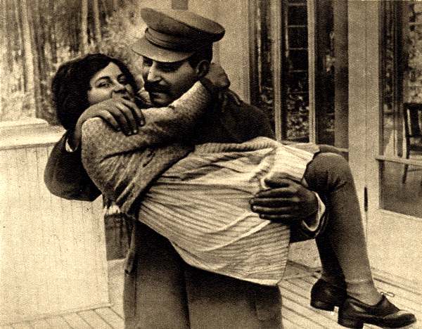 Сталин с дочерью Светланой