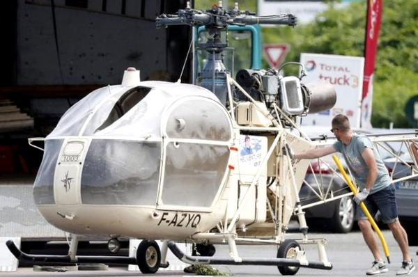  Полиция обнаружила вертолет к северу от Парижа 