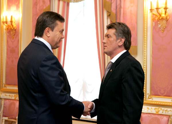 Ющенко порешал вопросы с Януковичем