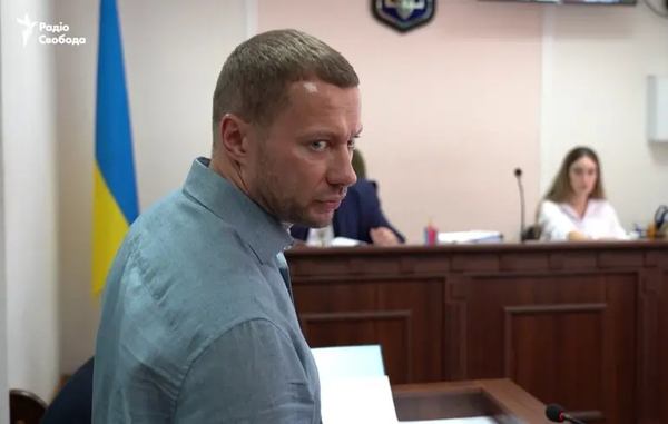 Справа голови АМКУ Павла Кириленка © Радіо Свобода