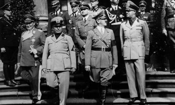 Лідери нацистів та фашистів наприкінці 1930-х років: Герман Герінг, Беніто Муссоліні, Адольф Гітлер та Галеаццо Чано / Wikimedia Commons