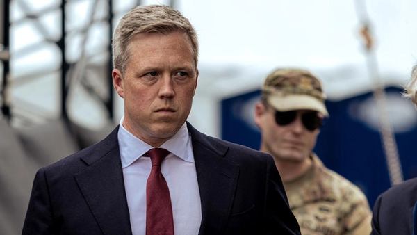 Міністр у справах армії США (сухопутних військ) Ден Дрісколл