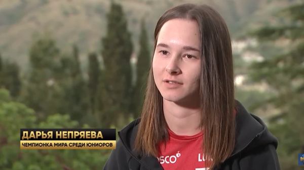 Дарія Непріяєва дала інтерв'ю державному спортивному каналу &laquo;Матч ТВ&raquo; під час тренувального збору національної збірної в Криму в травні 2022 року.