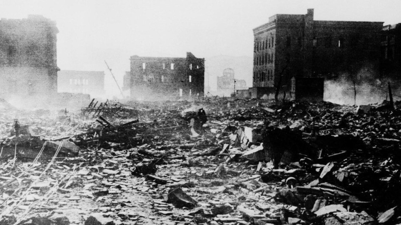 Наслідки ядерного удару по Хіросімі, 1945 рік, - через 80 років в Україні такі міські руїни стали звичним видовищемООН