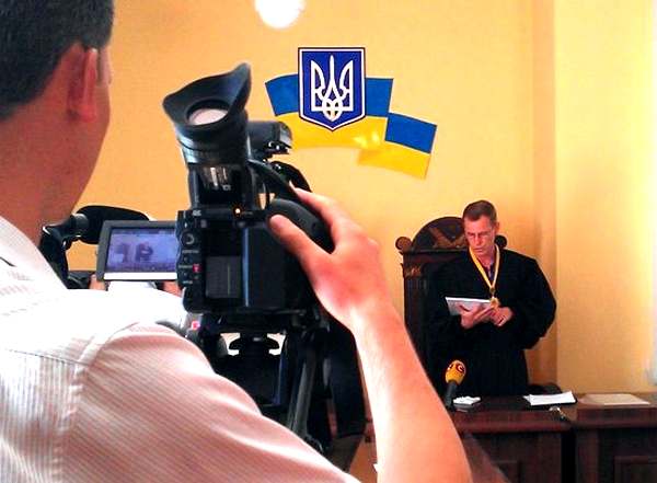 &ldquo;Нежинских робингудов&rdquo; - борцов с наркомафией - осудили за &ldquo;бандитизм&rdquo;
