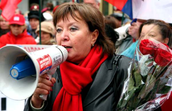 Сама сказала